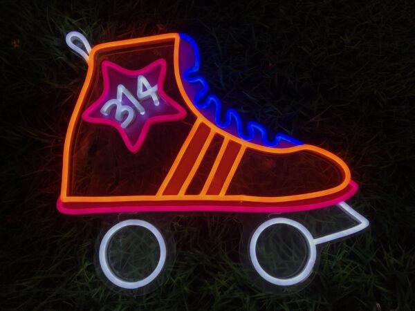 314 Roller Skate - Image 2